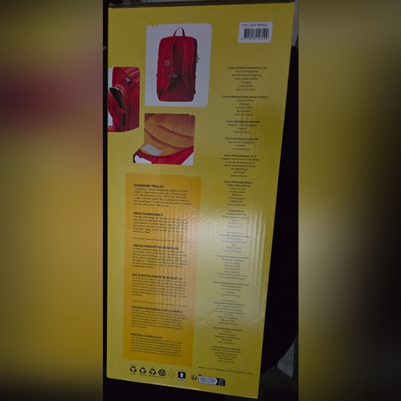 Lego Signature Brick 2x3 Trolley Expandable 21.5 inch carry-on luggage (RED) - Picture 6 of 7